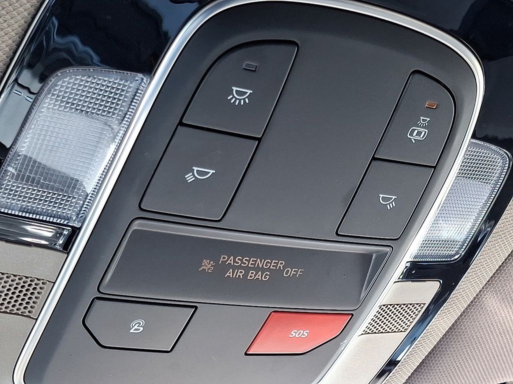 Thumbnail: 2022 Hyundai Santa Fe - 25