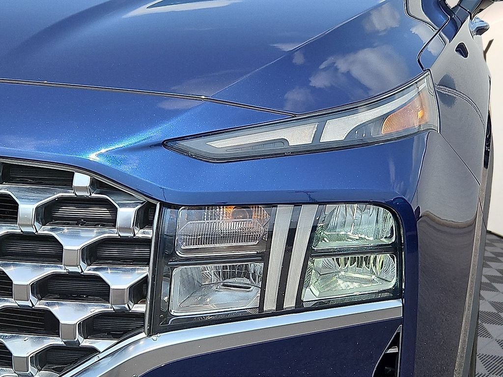 Thumbnail: 2022 Hyundai Santa Fe - 18