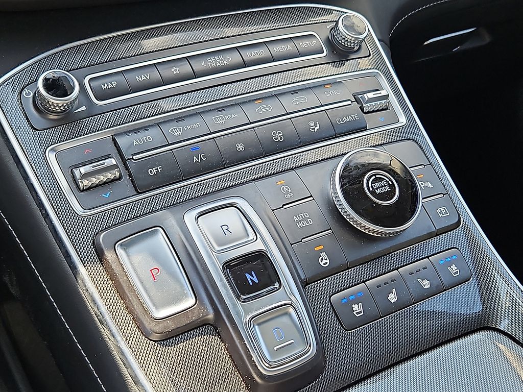 Thumbnail: 2021 Hyundai Santa Fe - 22