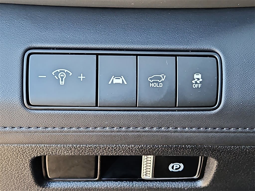 Thumbnail: 2023 Hyundai Santa Fe - 21