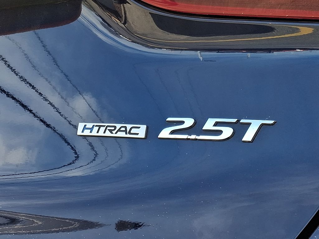 Thumbnail: 2023 Hyundai Santa Fe - 32