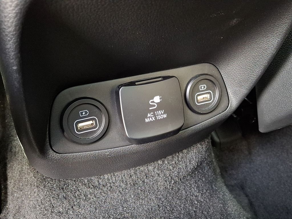 Thumbnail: 2023 Hyundai Santa Fe - 30