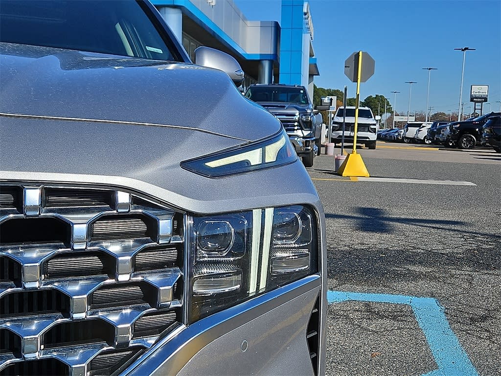 Thumbnail: 2023 Hyundai Santa Fe - 7