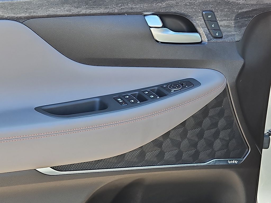 Thumbnail: 2019 Hyundai Santa Fe - 20