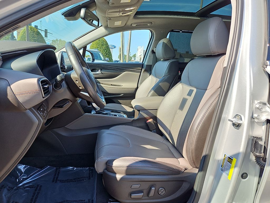 Thumbnail: 2019 Hyundai Santa Fe - 10