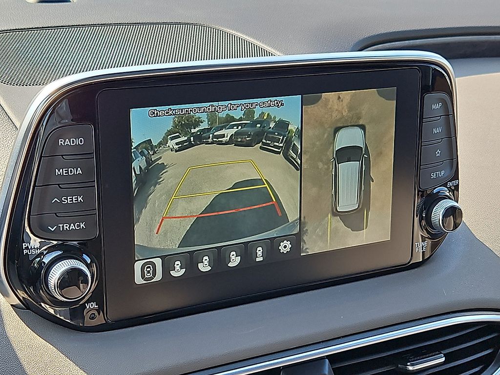 Thumbnail: 2019 Hyundai Santa Fe - 24