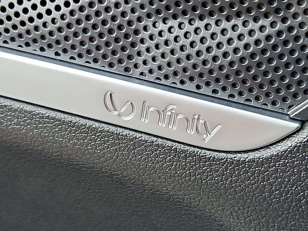 Thumbnail: 2019 Hyundai Santa Fe - 7