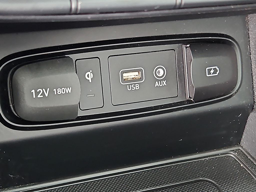Thumbnail: 2019 Hyundai Santa Fe - 31