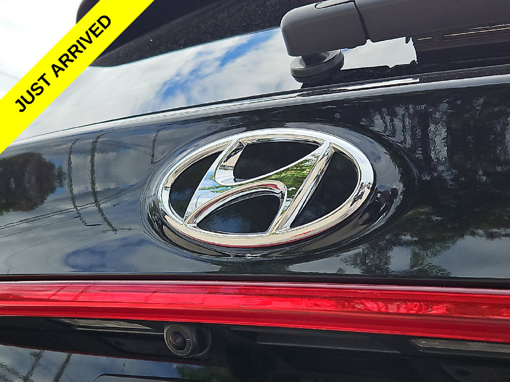Thumbnail: 2023 Hyundai Santa Fe - 31