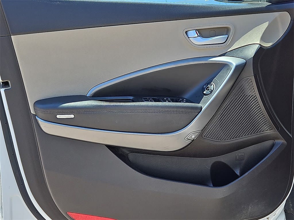 Thumbnail: 2017 Hyundai Santa Fe - 19