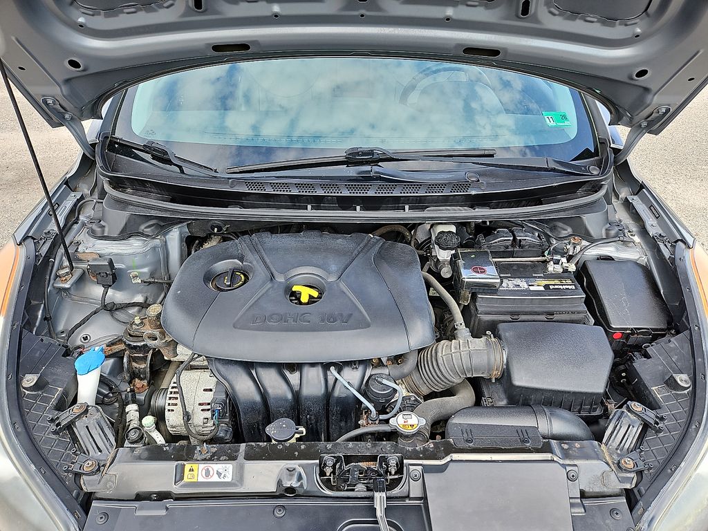 Thumbnail: 2013 Hyundai Elantra - 8