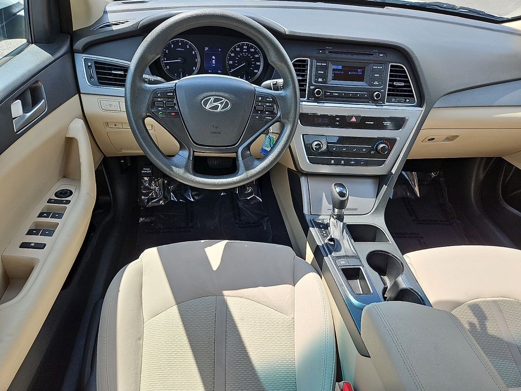 Thumbnail: 2015 Hyundai Sonata - 2