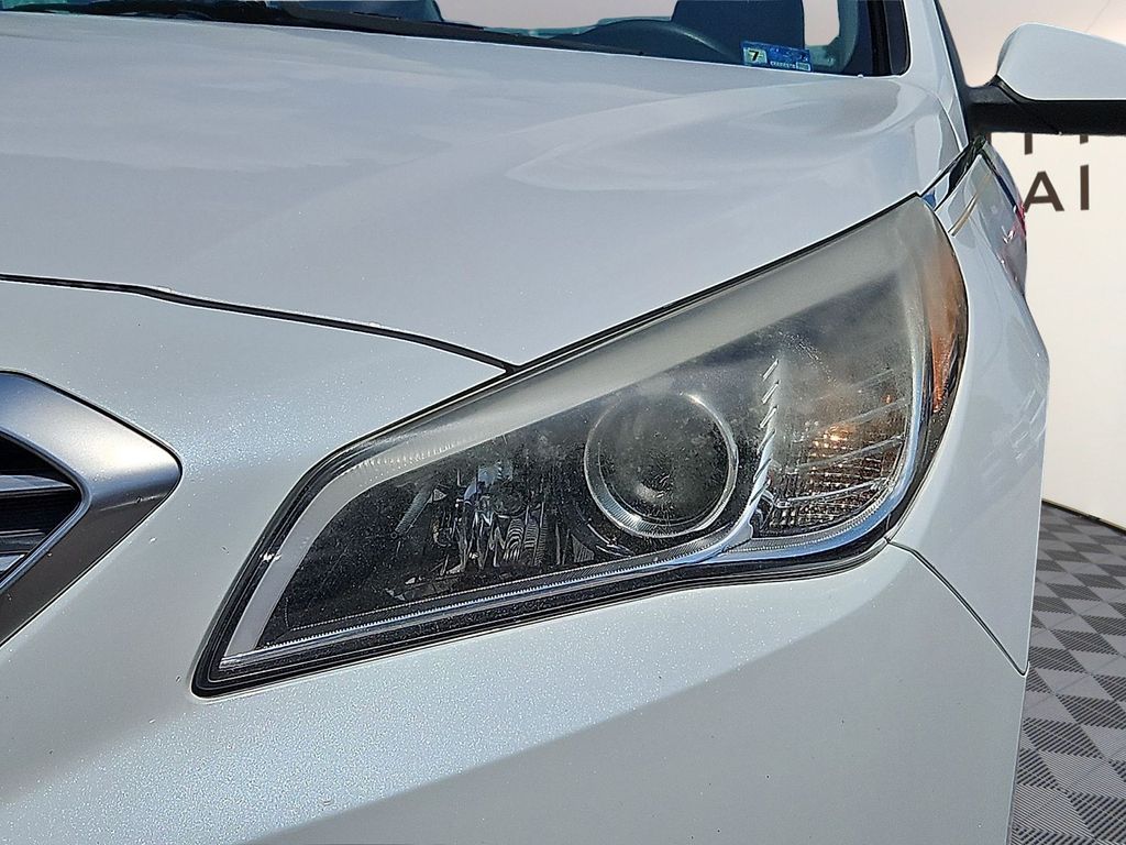 Thumbnail: 2015 Hyundai Sonata - 18