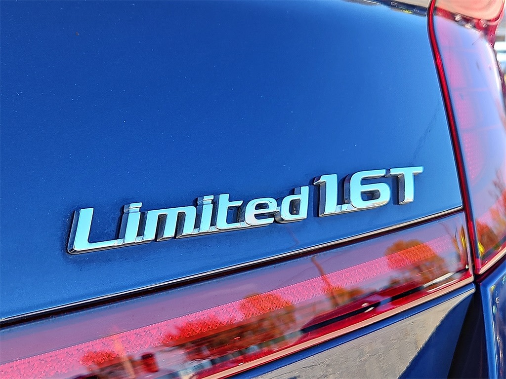 Thumbnail: 2022 Hyundai Sonata - 35