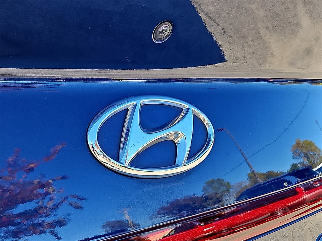 Thumbnail: 2022 Hyundai Sonata - 7