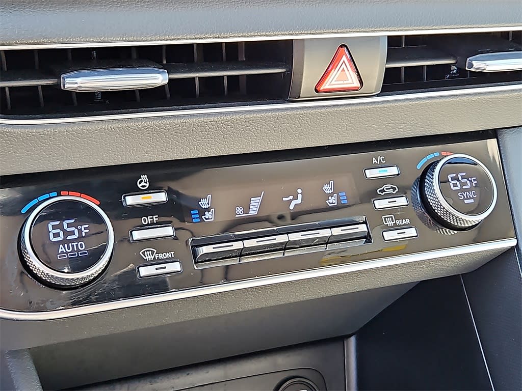 Thumbnail: 2022 Hyundai Sonata - 24