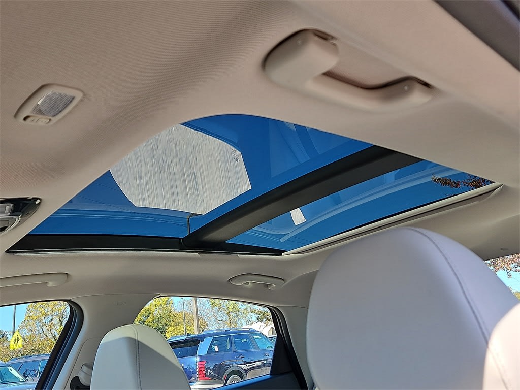 Thumbnail: 2022 Hyundai Sonata - 23