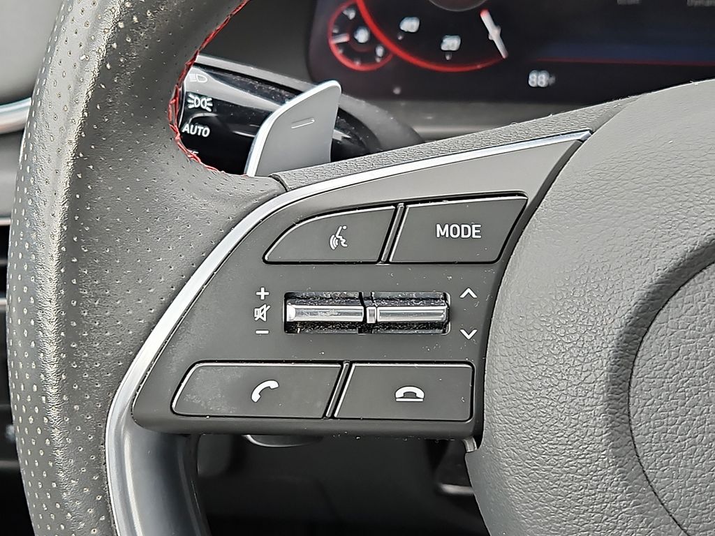 Thumbnail: 2022 Hyundai Sonata - 24