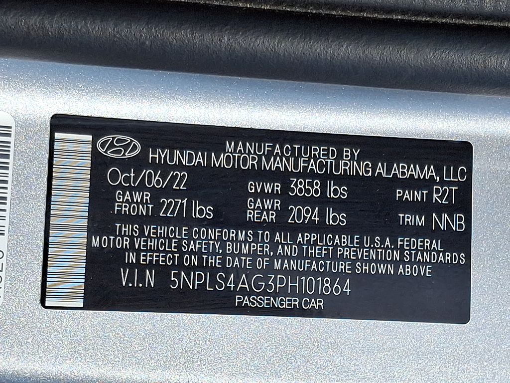 Thumbnail: 2023 Hyundai Elantra - 15