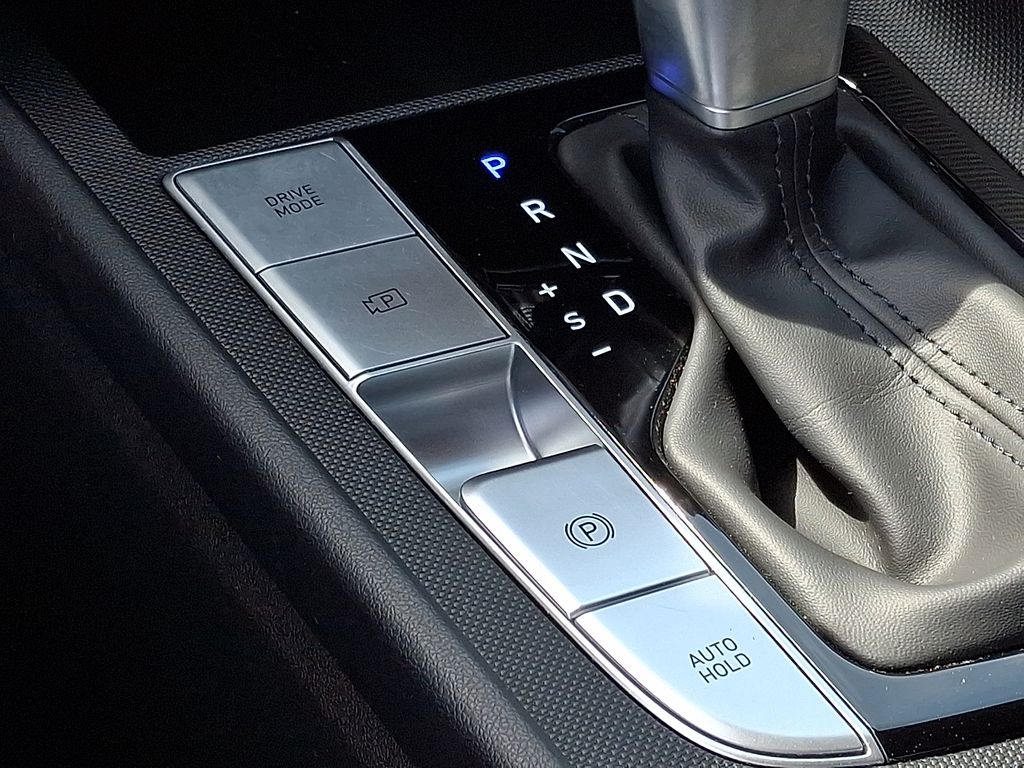 Thumbnail: 2023 Hyundai Elantra - 28