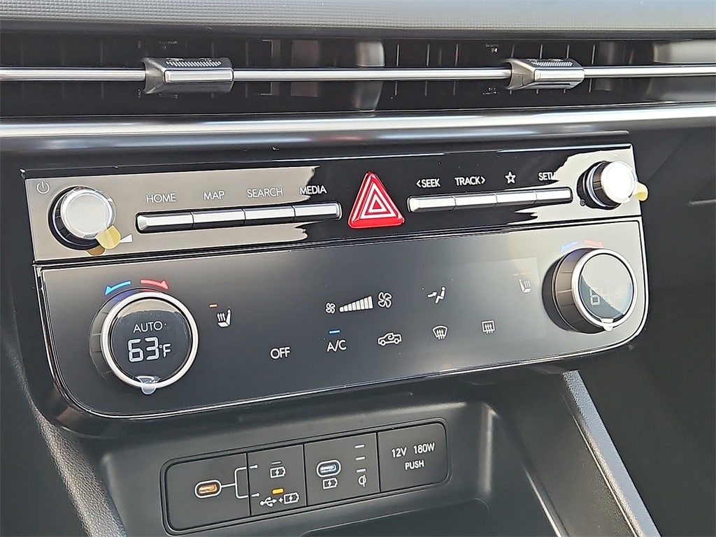 Thumbnail: 2026 Hyundai Santa Cruz - 18