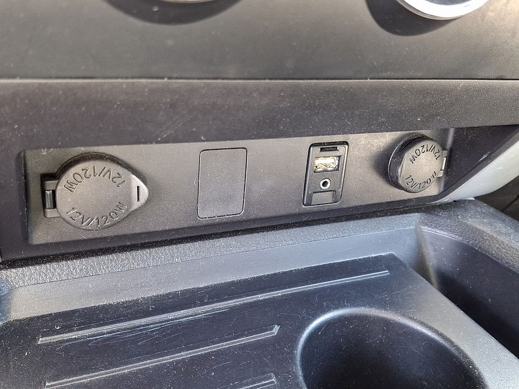 Thumbnail: 2016 Toyota Tundra - 26