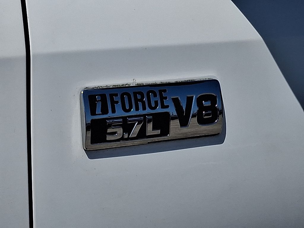 Thumbnail: 2016 Toyota Tundra - 30