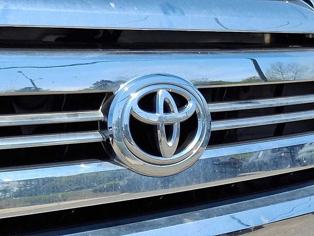 Thumbnail: 2016 Toyota Tundra - 7