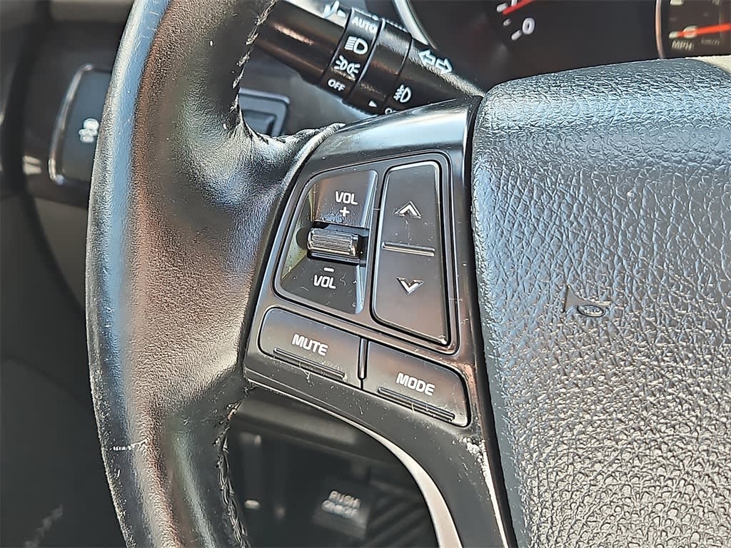 Thumbnail: 2015 Kia Sorento - 26