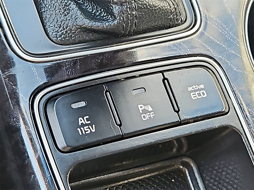 Thumbnail: 2015 Kia Sorento - 31