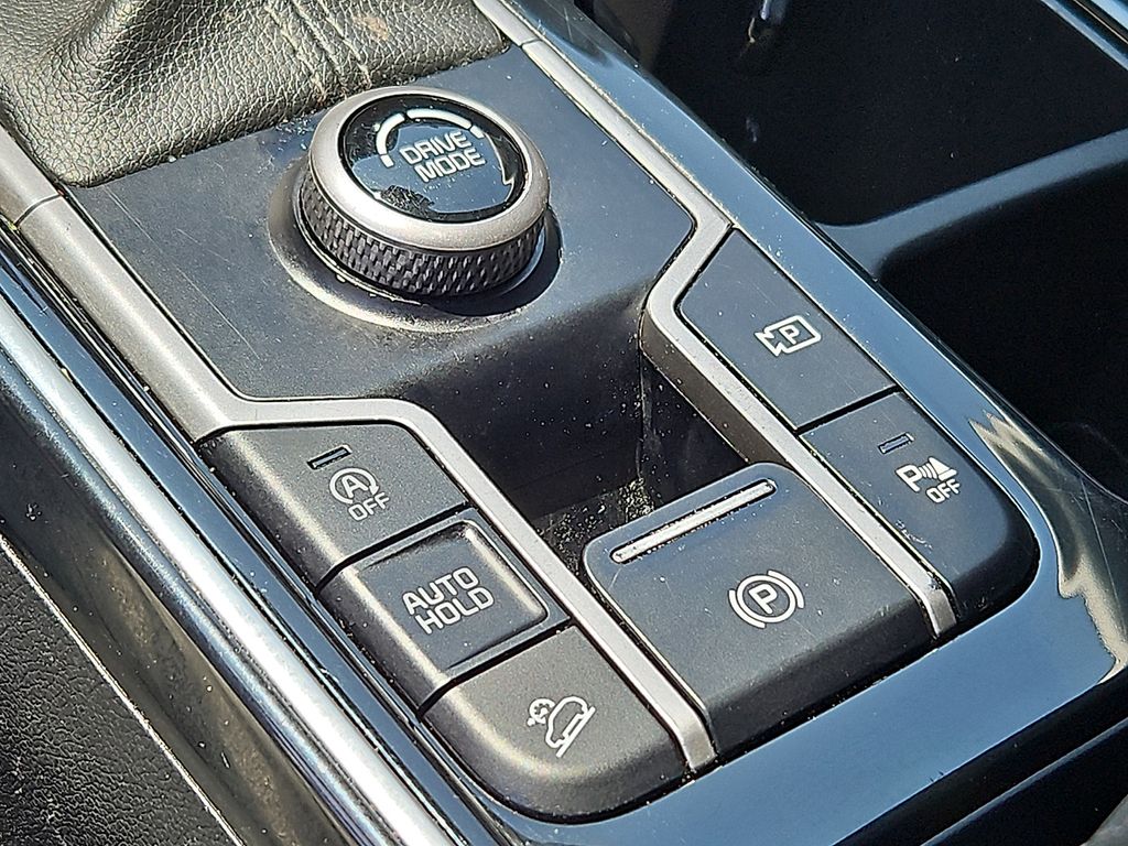 Thumbnail: 2022 Kia Sorento - 30