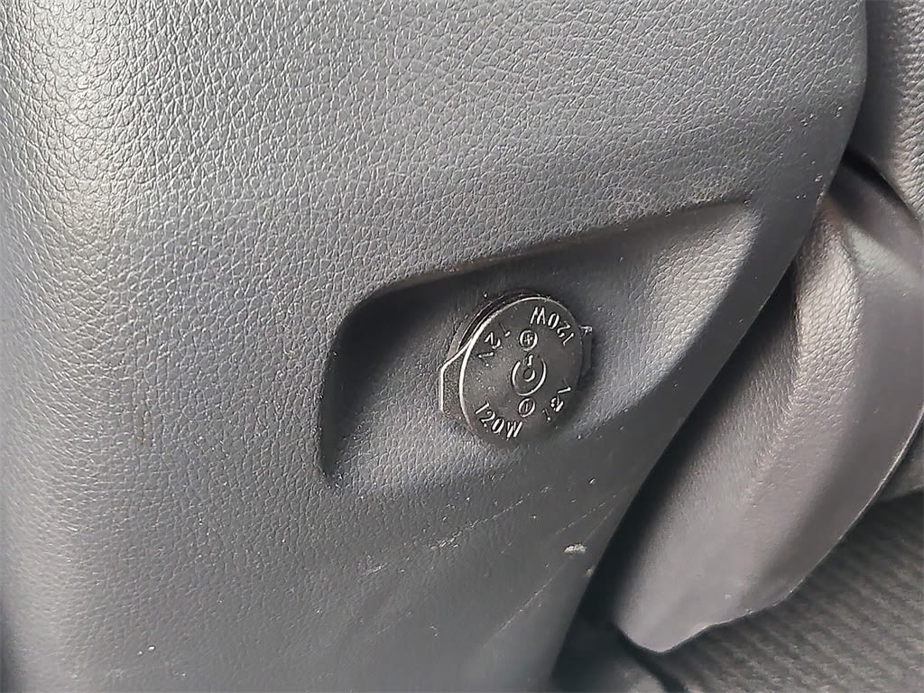 Thumbnail: 2013 Hyundai Santa Fe - 27