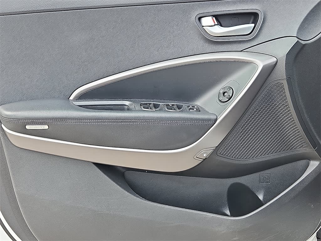 Thumbnail: 2013 Hyundai Santa Fe - 19