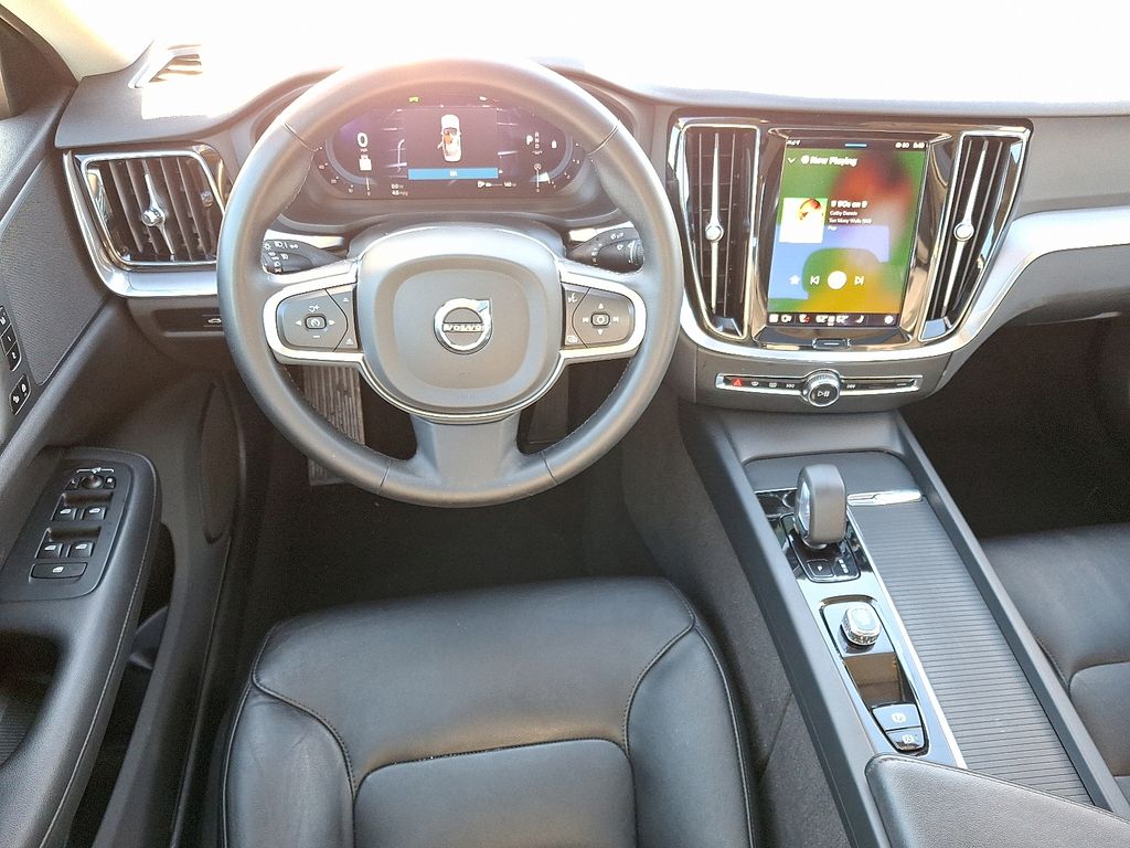 Thumbnail: 2024 Volvo S60 - 2