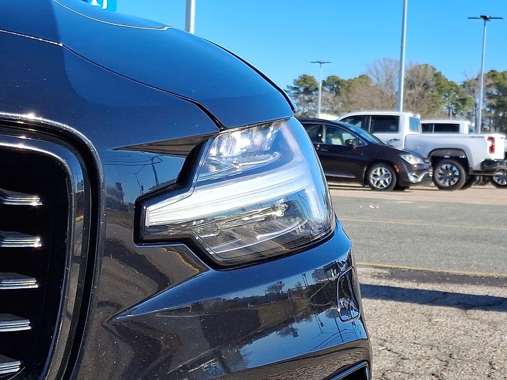 Thumbnail: 2024 Volvo S60 - 20