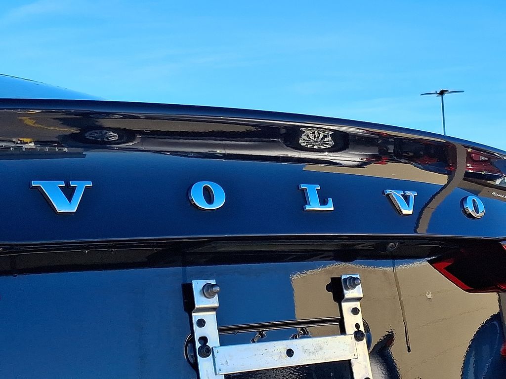 Thumbnail: 2024 Volvo S60 - 33