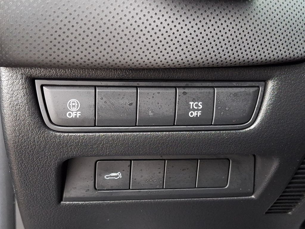 Thumbnail: 2025 Mazda CX-50 - 27