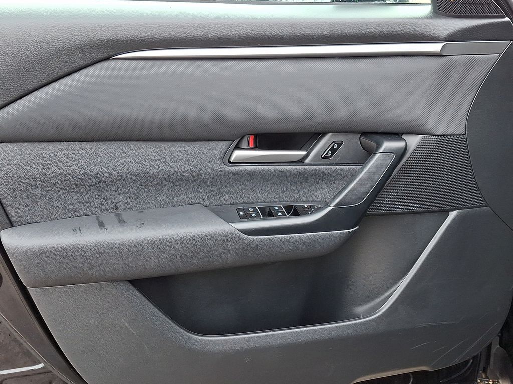 Thumbnail: 2025 Mazda CX-50 - 21