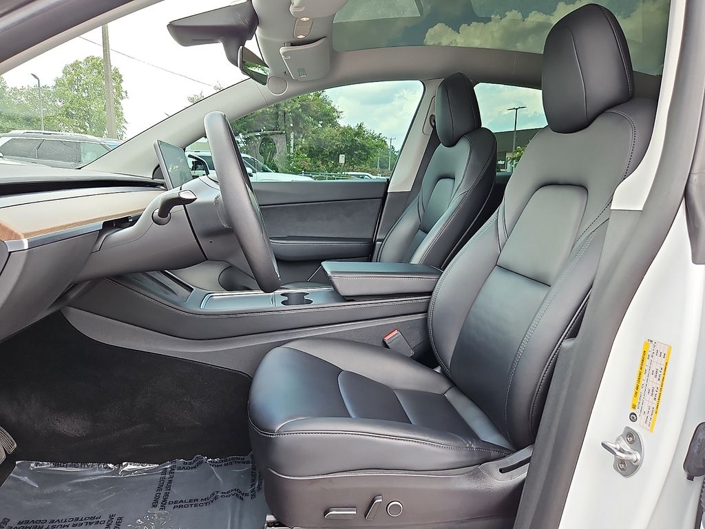 Thumbnail: 2022 Tesla Model Y - 9