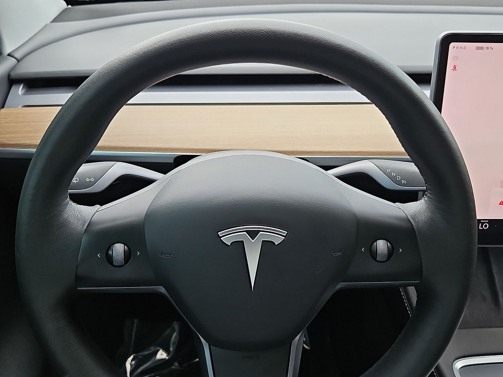 Thumbnail: 2022 Tesla Model Y - 8