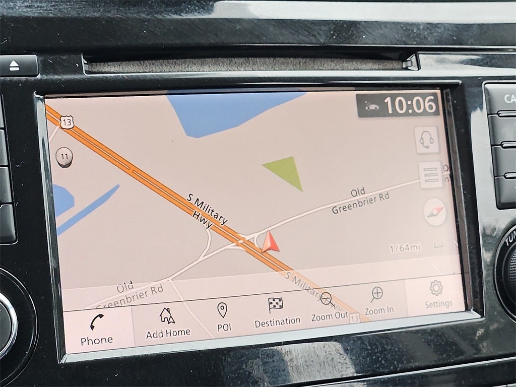 Thumbnail: 2020 Nissan Rogue Sport - 13