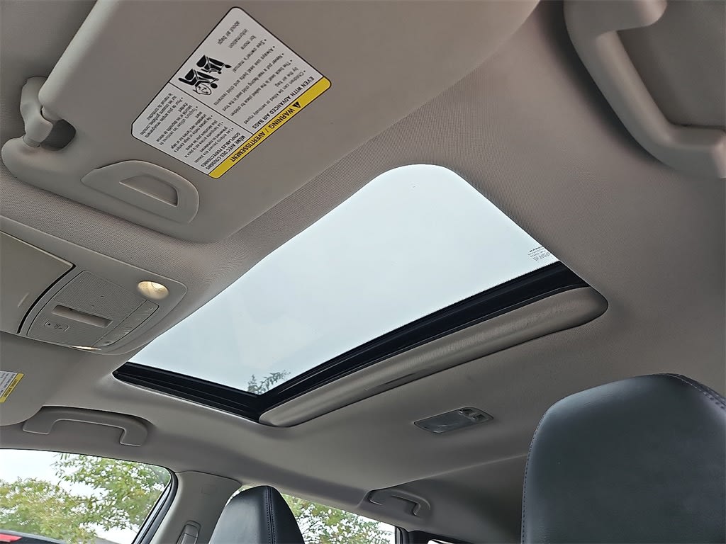 Thumbnail: 2020 Nissan Rogue Sport - 21