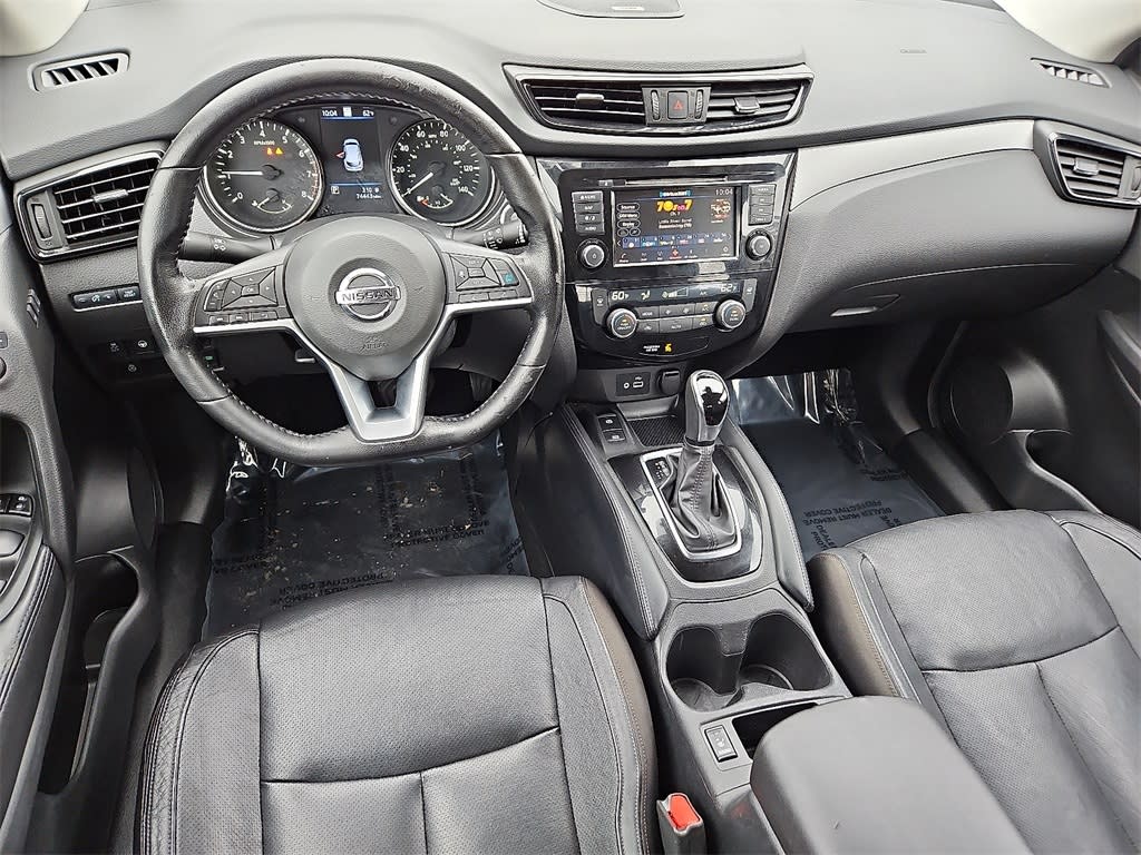 Thumbnail: 2020 Nissan Rogue Sport - 2