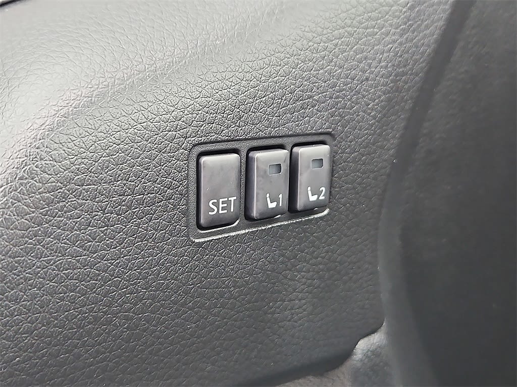 Thumbnail: 2020 Nissan Rogue Sport - 28