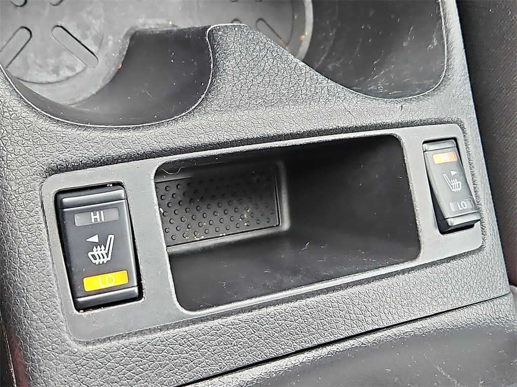 Thumbnail: 2020 Nissan Rogue Sport - 31