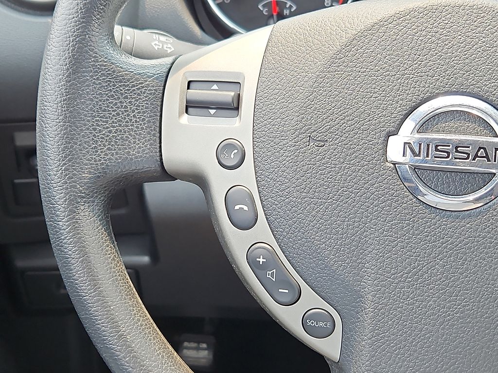 Thumbnail: 2012 Nissan Rogue - 26