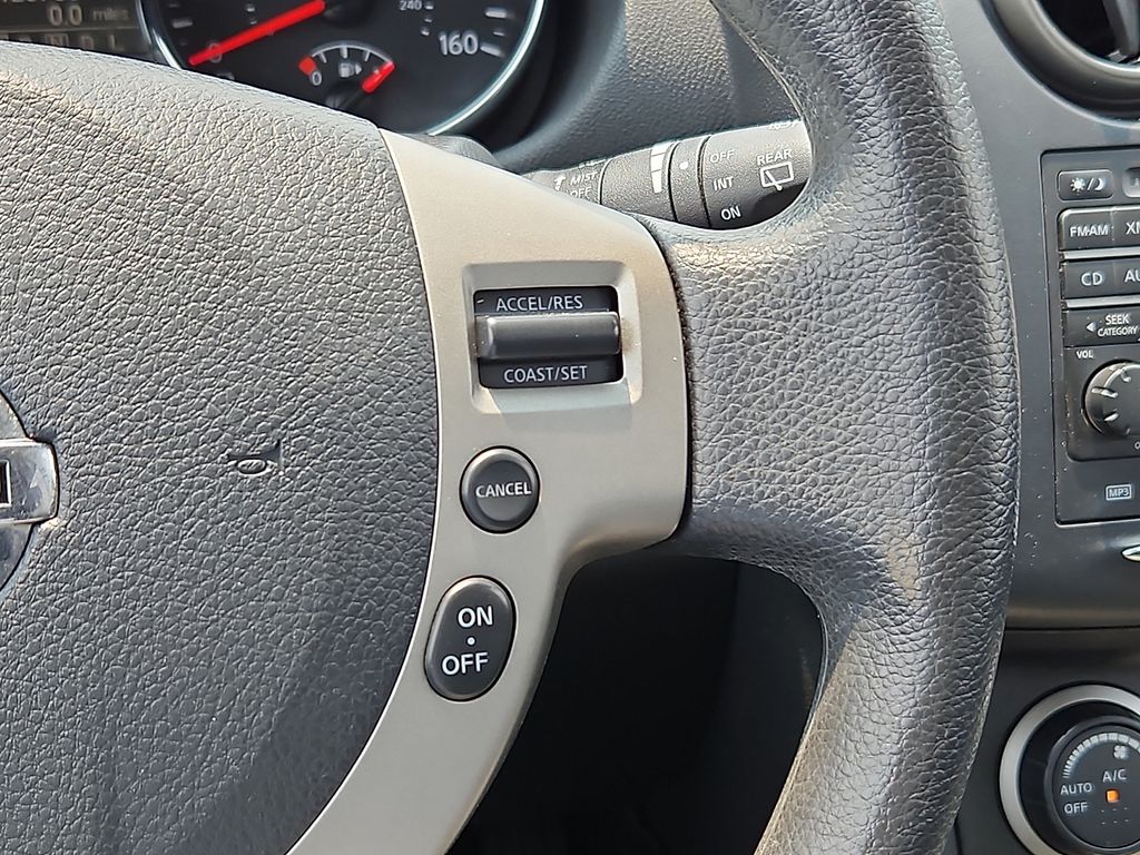 Thumbnail: 2012 Nissan Rogue - 27