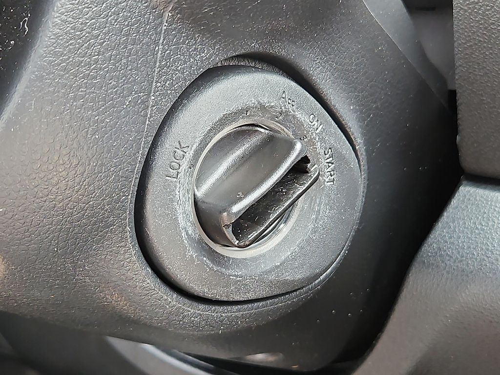 Thumbnail: 2012 Nissan Rogue - 28