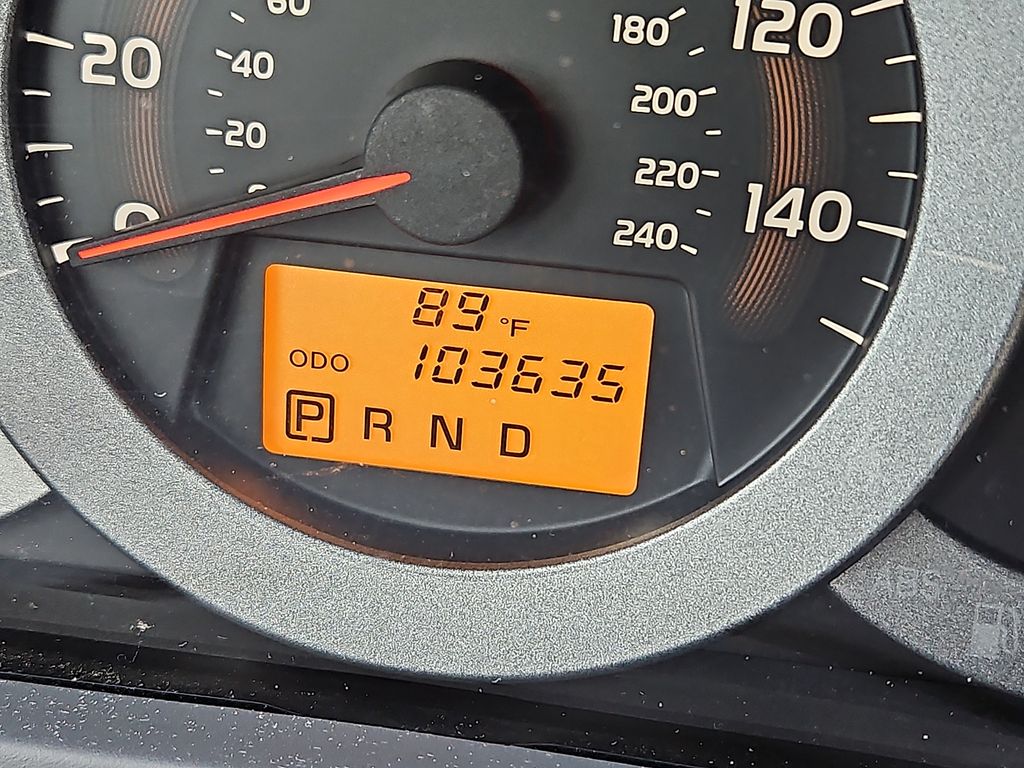 Thumbnail: 2009 Toyota RAV4 - 13