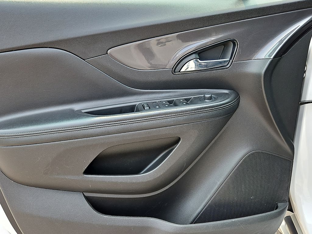 Thumbnail: 2019 Buick Encore - 20